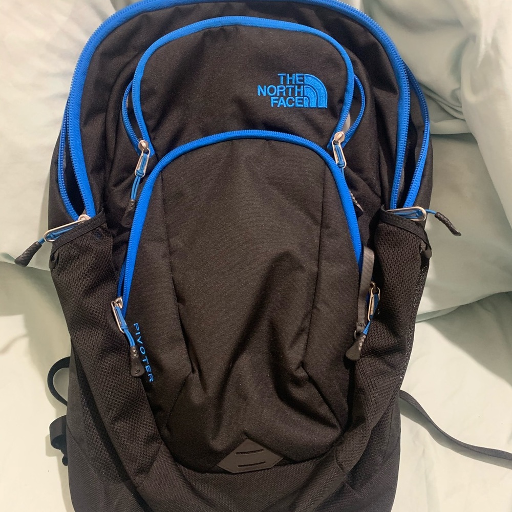 The North Face Pivoter Backpack
